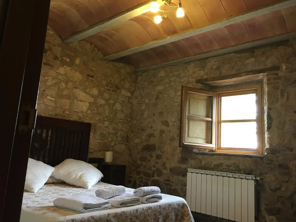 Masia Can Oller By Checkin Hotel Palafolls 0*,  España